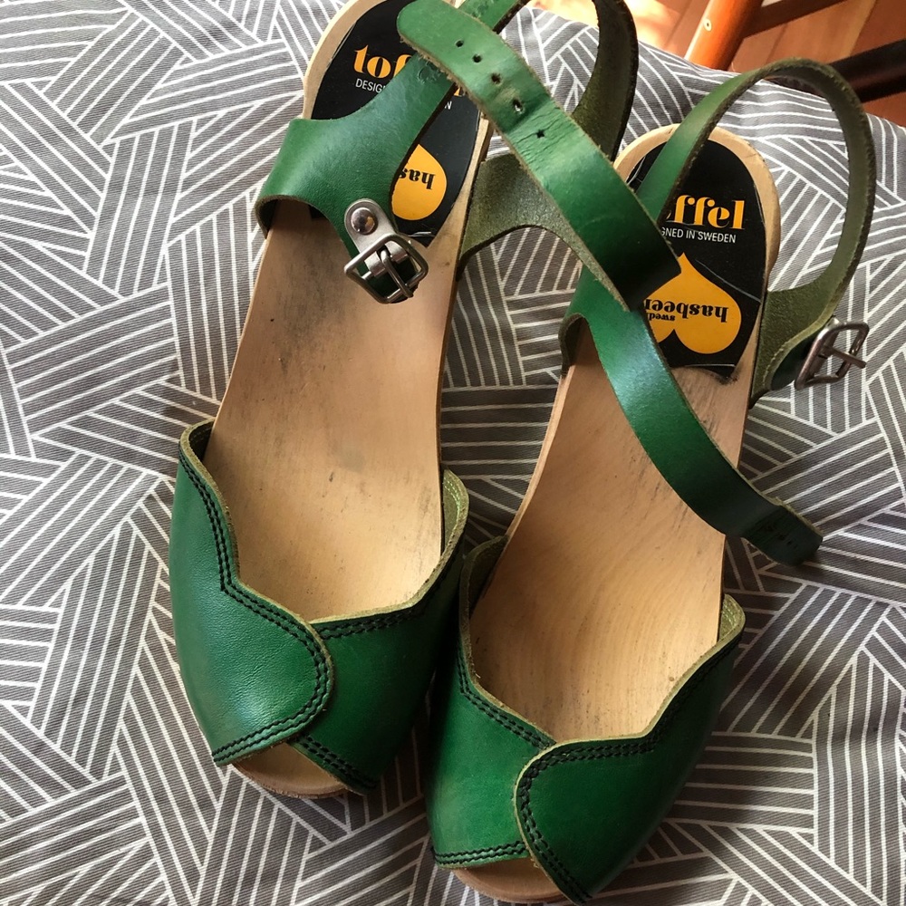 Swedish hasbeens clogs